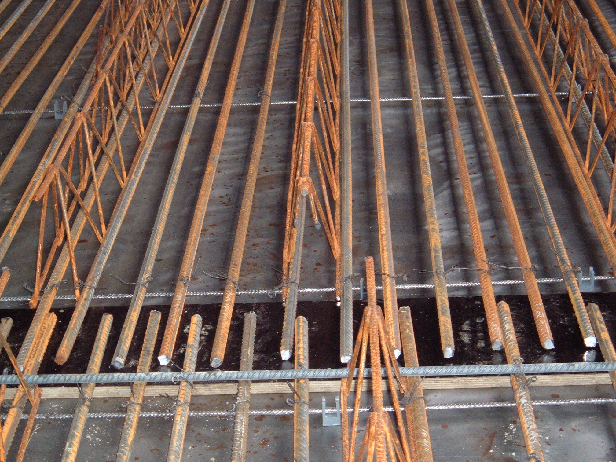 výztuže do betonu.jpg (741 KB)
